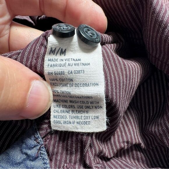 American Eagle Slim Fit Long Sleeve Button Down Burgundy Size Medium - Picture 5 of 6